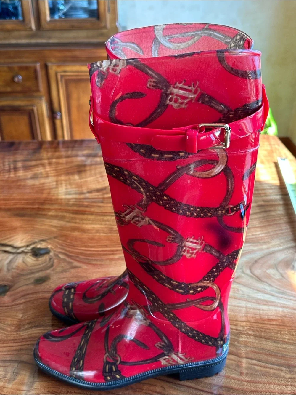 Lauren Ralph Lauren Rosalyn II Rain Boots Red Gold Chain design Size 6